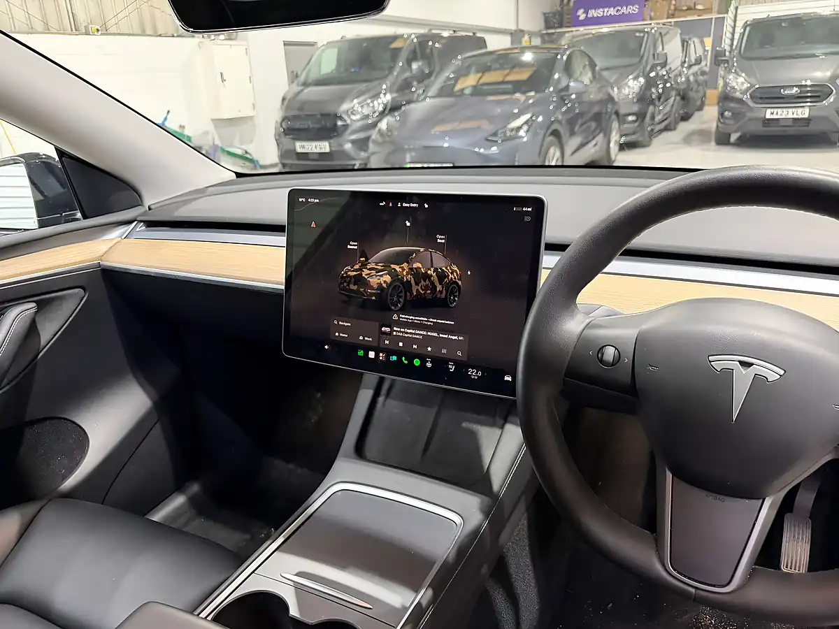 Used 2022 Tesla Model Y Long Range Black - Interior and Exterior details 20