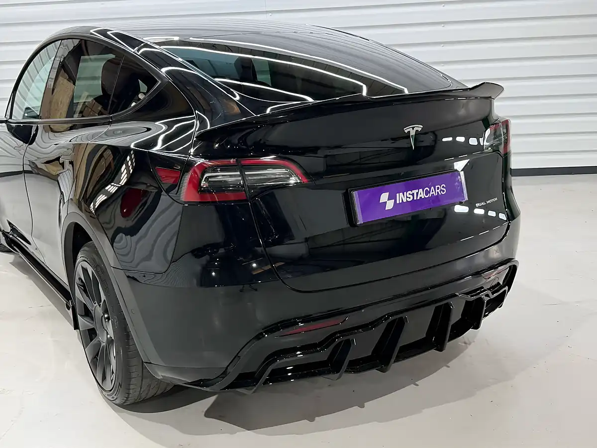 Used 2022 Tesla Model Y Long Range Black - Interior and Exterior details 4