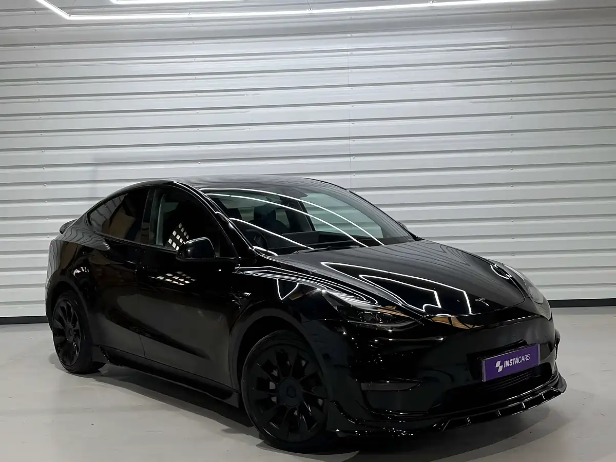 Used 2022 Tesla Model Y Long Range Black - Interior and Exterior details 5