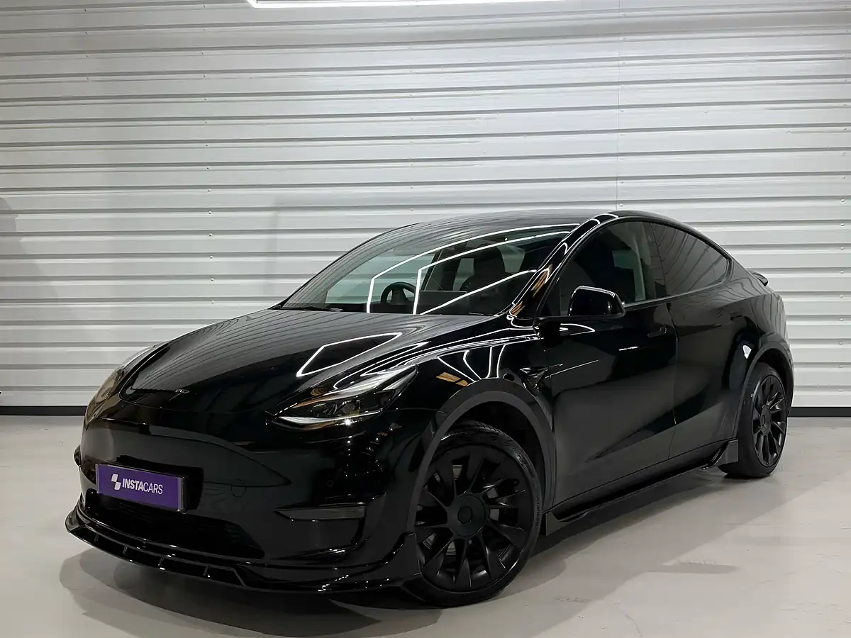 Used 2022 Tesla Model Y Long Range Black - Interior and Exterior details 9