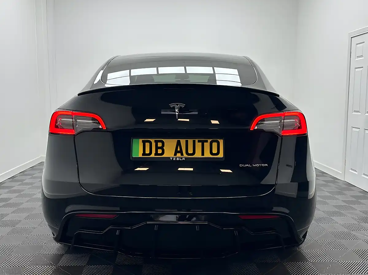 Used 2022 Tesla Model Y Long Range Black - Interior and Exterior details 7