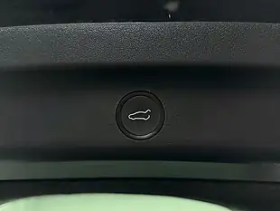 Used 2022 Tesla Model Y Long Range Black - Interior and Exterior details 16