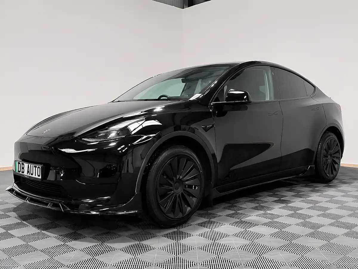 Used 2022 Tesla Model Y Long Range Black - Interior and Exterior details 7