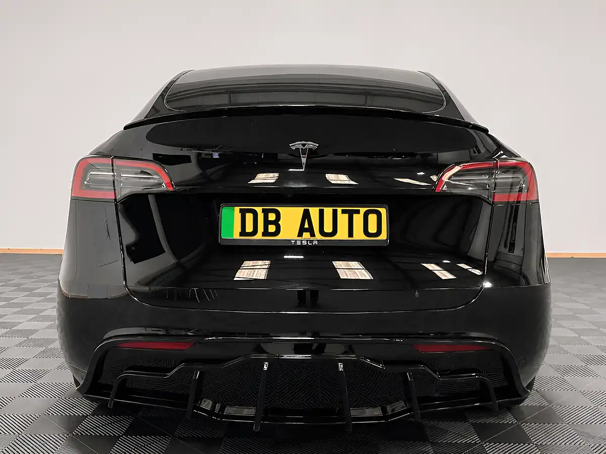 Used 2022 Tesla Model Y Long Range Black - Interior and Exterior details 9