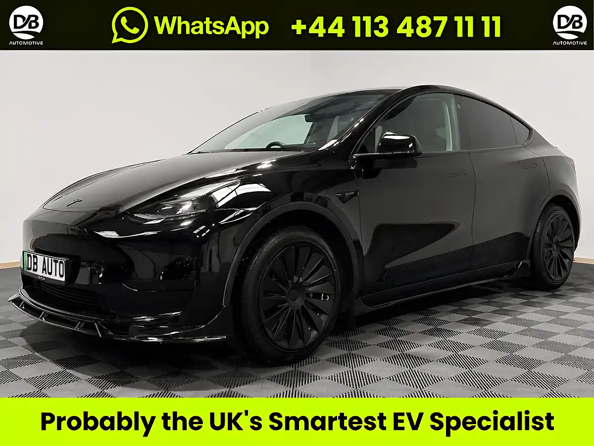Used 2022 Tesla Model Y Long Range Black - Front View