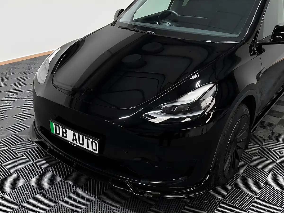 Used 2022 Tesla Model Y Long Range Black - Interior and Exterior details 12