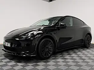 Used 2022 Tesla Model Y Long Range Black - Interior and Exterior details 4