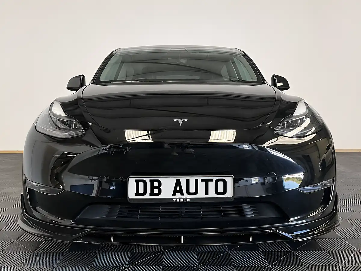 Used 2022 Tesla Model Y Long Range Black - Interior and Exterior details 5