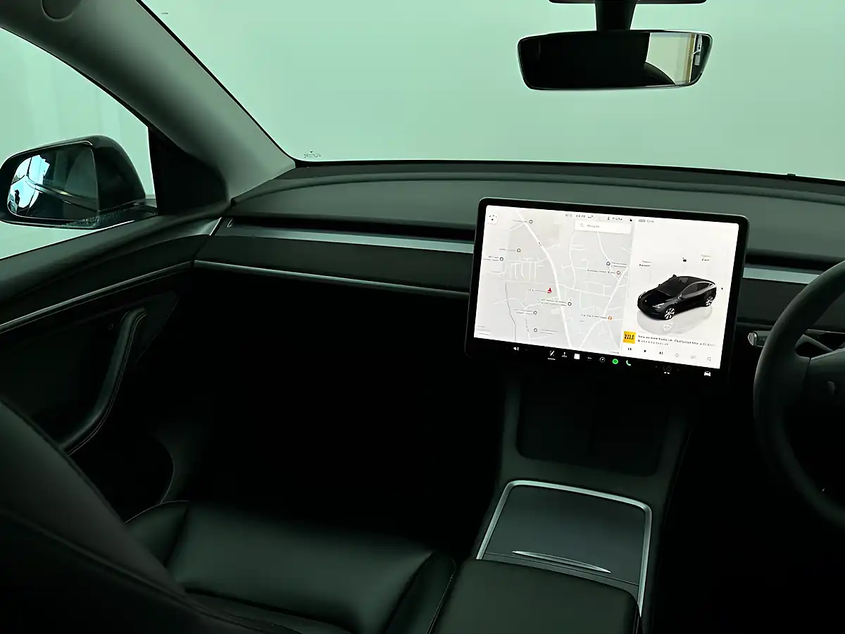 Used 2022 Tesla Model Y Long Range Black - Interior and Exterior details 16