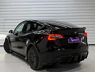 Used 2022 Tesla Model Y Long Range Black - Interior and Exterior details 6
