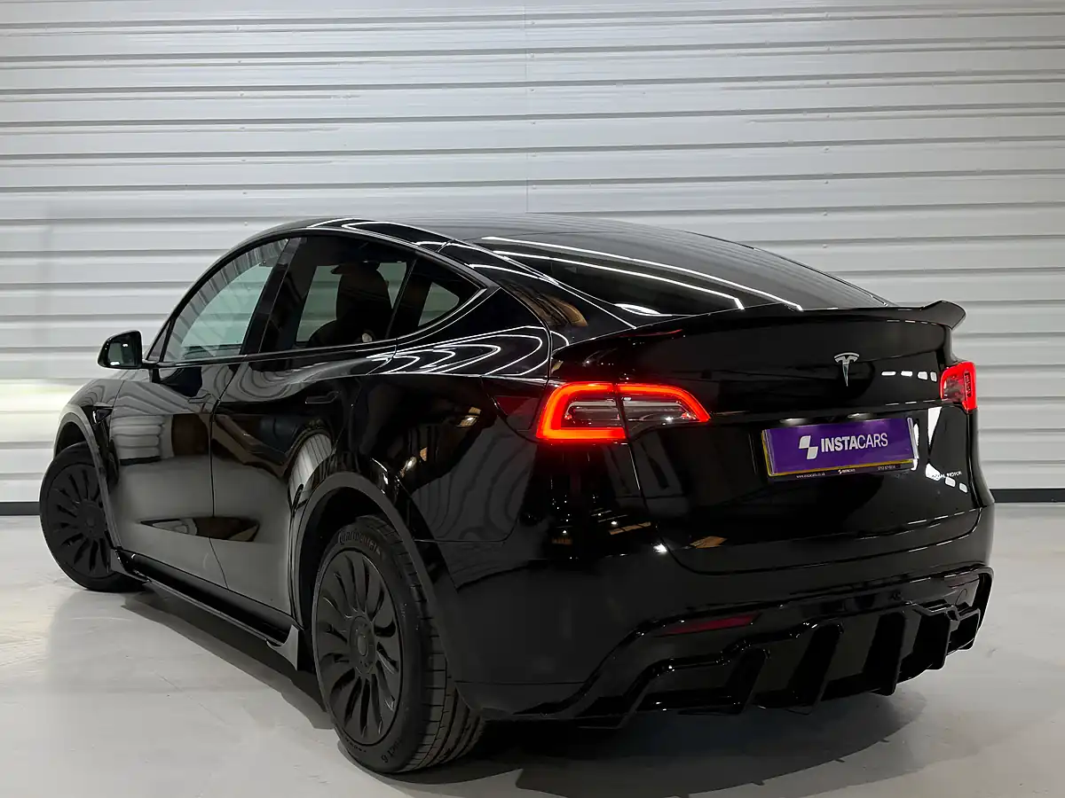 Used 2022 Tesla Model Y Long Range Black - Interior and Exterior details 6