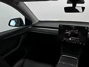Used 2022 Tesla Model Y Long Range Black - Interior and Exterior details 17