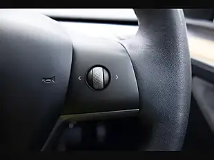 Used 2022 Tesla Model Y Long Range Black - Interior and Exterior details 13