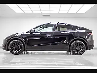 Used 2022 Tesla Model Y Long Range Black - Interior and Exterior details 2