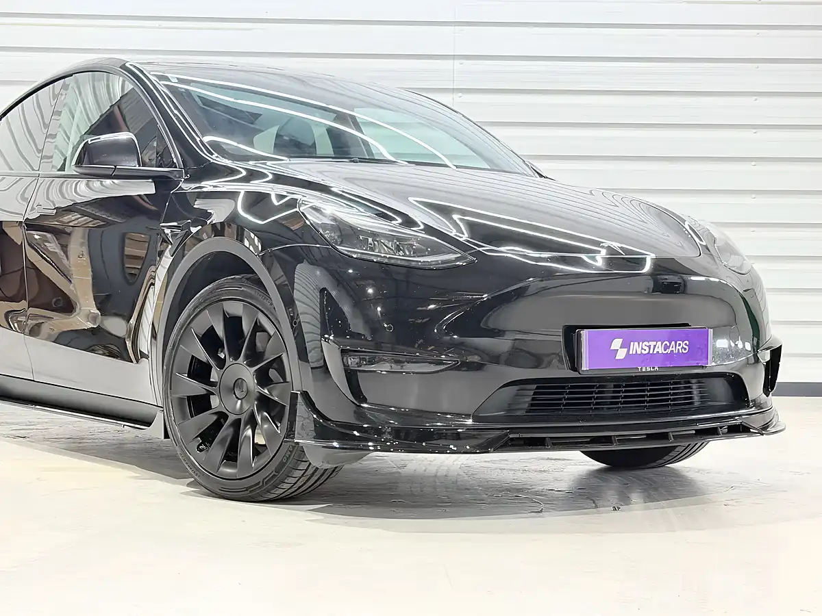 Used 2022 Tesla Model Y Long Range Black - Interior and Exterior details 11