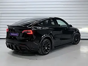 Used 2022 Tesla Model Y Long Range Black - Interior and Exterior details 12