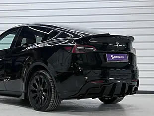 Used 2022 Tesla Model Y Long Range Black - Interior and Exterior details 13