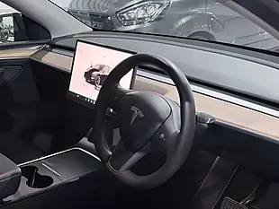 Used 2022 Tesla Model Y Long Range Black - Interior and Exterior details 3