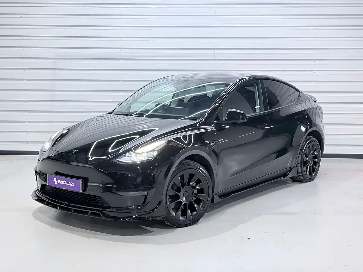 Used 2022 Tesla Model Y Long Range Black - Interior and Exterior details 8