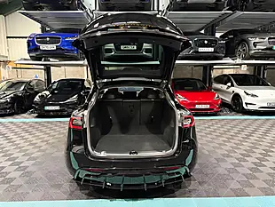 Used 2022 Tesla Model Y Long Range Black - Interior and Exterior details 15