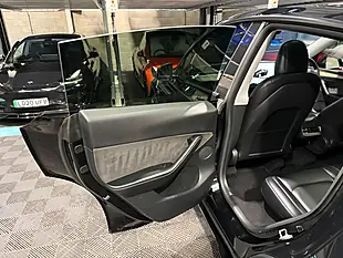 Used 2022 Tesla Model Y Long Range Black - Interior and Exterior details 16