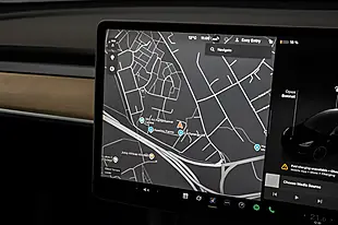 Used 2022 Tesla Model Y Long Range Black - Interior and Exterior details 18
