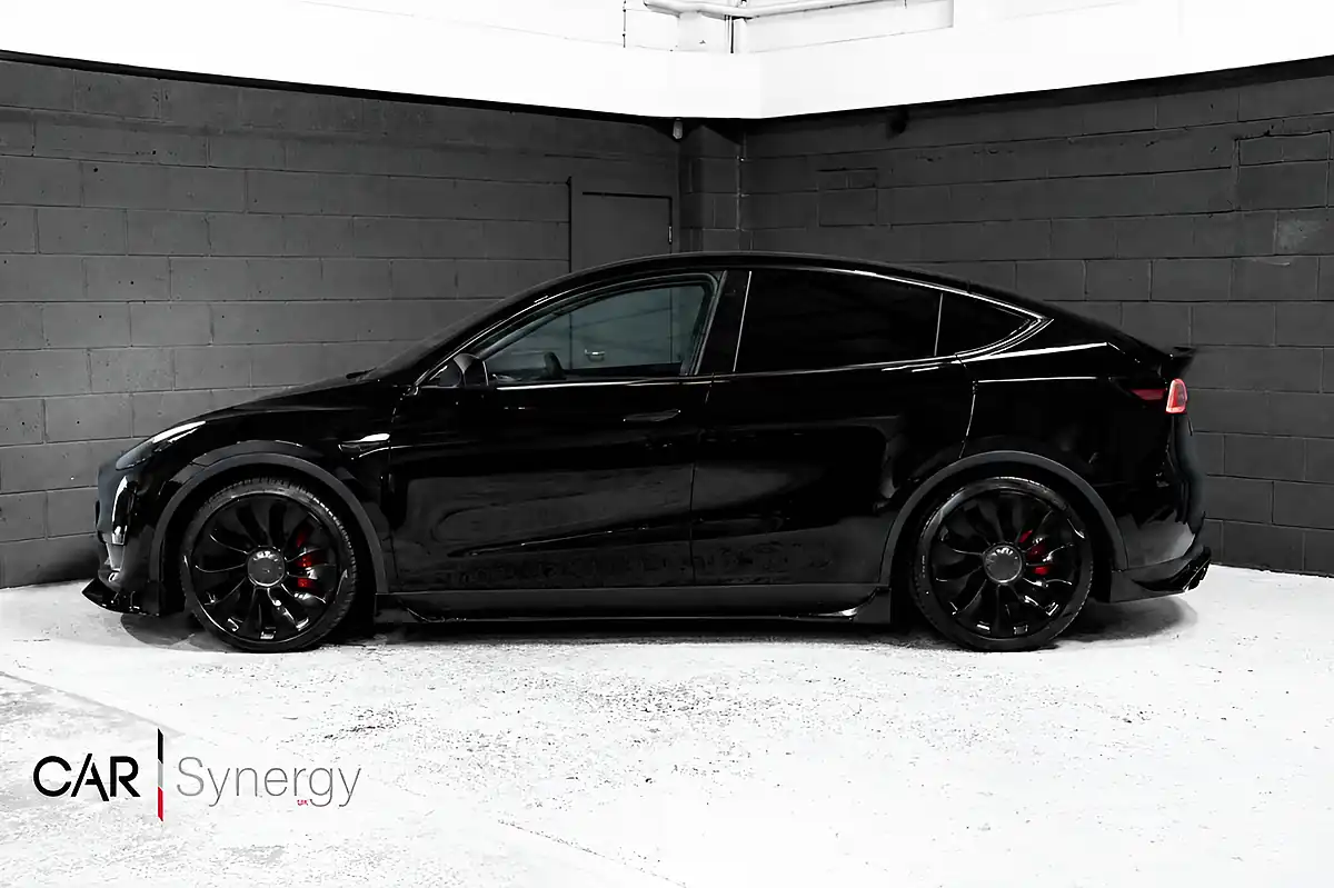 Used 2022 Tesla Model Y Long Range Black - Interior and Exterior details 2