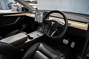 Used 2022 Tesla Model Y Long Range Black - Interior and Exterior details 5