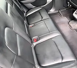 Used 2022 Tesla Model Y Long Range Black - Interior and Exterior details 10