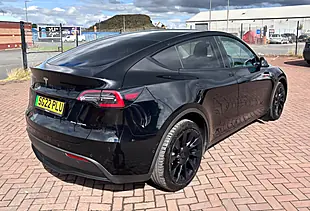 Used 2022 Tesla Model Y Long Range Black - Interior and Exterior details 4