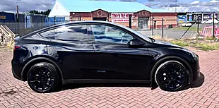 Used 2022 Tesla Model Y Long Range Black - Interior and Exterior details 6