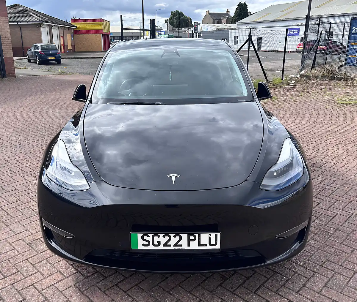 Used 2022 Tesla Model Y Long Range Black - Interior and Exterior details 7