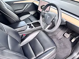 Used 2022 Tesla Model Y Long Range Black - Interior and Exterior details 9