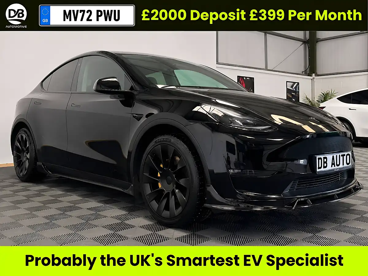 Used 2022 Tesla Model Y Long Range Black - Front View