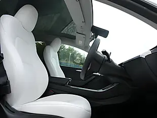 Used 2022 Tesla Model Y Long Range Black - Interior and Exterior details 6