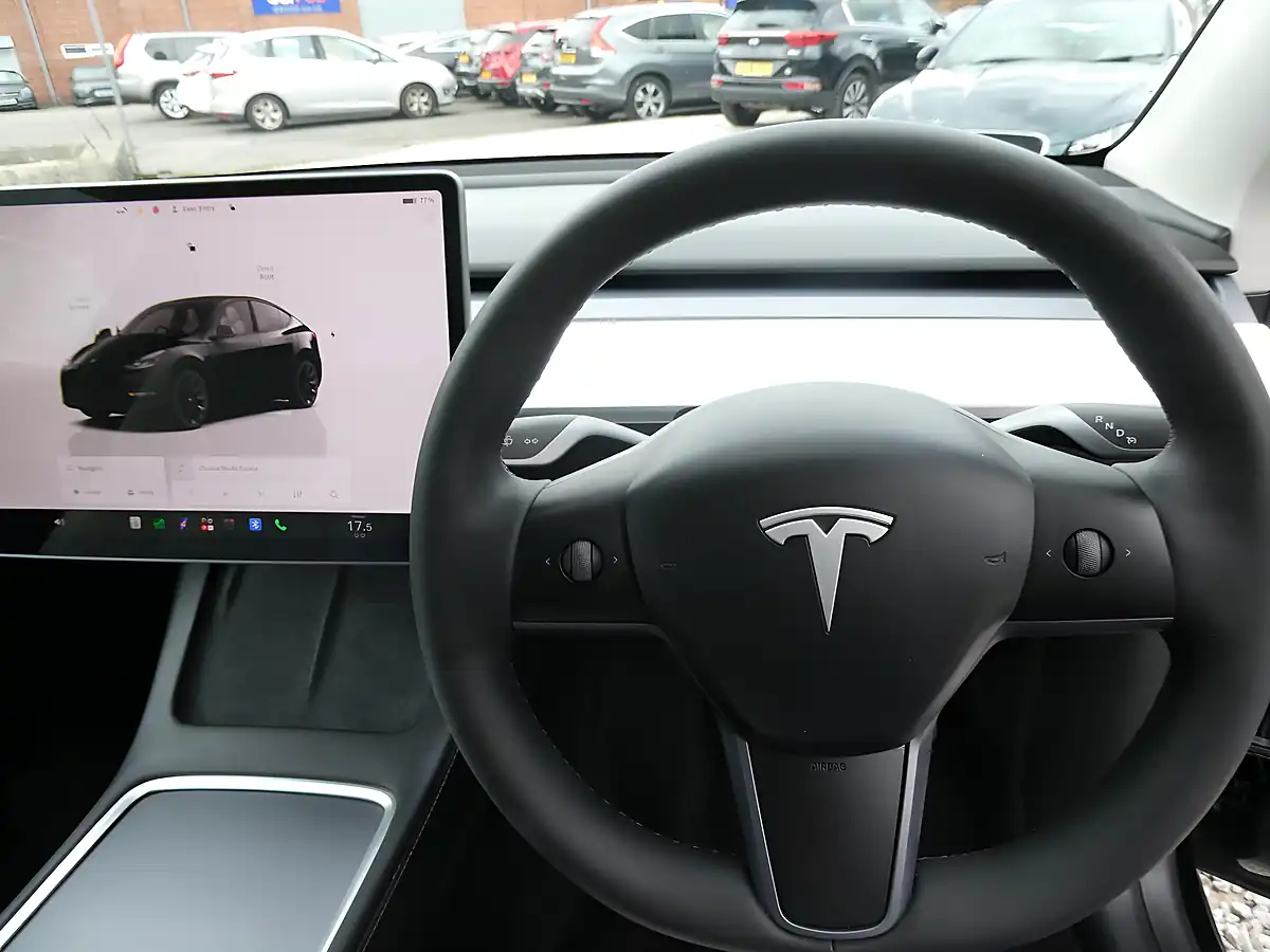 Used 2022 Tesla Model Y Long Range Black - Interior and Exterior details 7