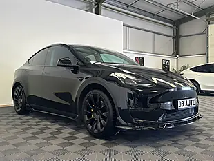 Used 2022 Tesla Model Y Long Range Black - Interior and Exterior details 3