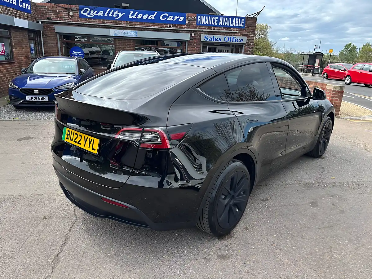 Used 2022 Tesla Model Y Long Range Black - Interior and Exterior details 3