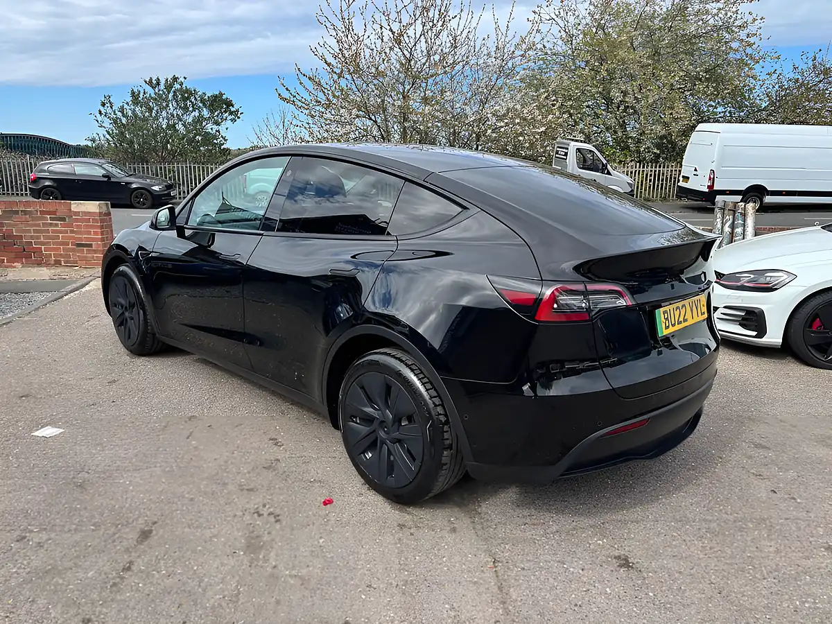 Used 2022 Tesla Model Y Long Range Black - Interior and Exterior details 4