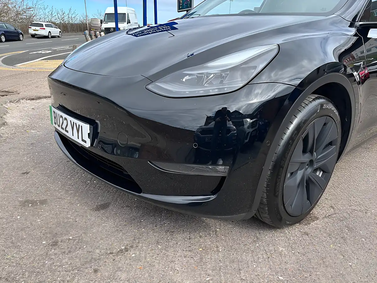Used 2022 Tesla Model Y Long Range Black - Interior and Exterior details 7