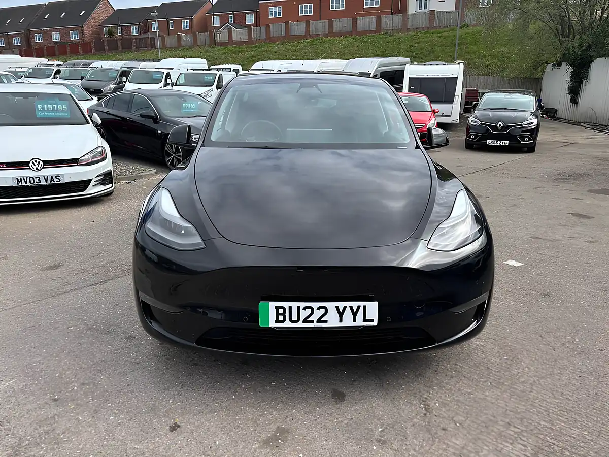 Used 2022 Tesla Model Y Long Range Black - Interior and Exterior details 8