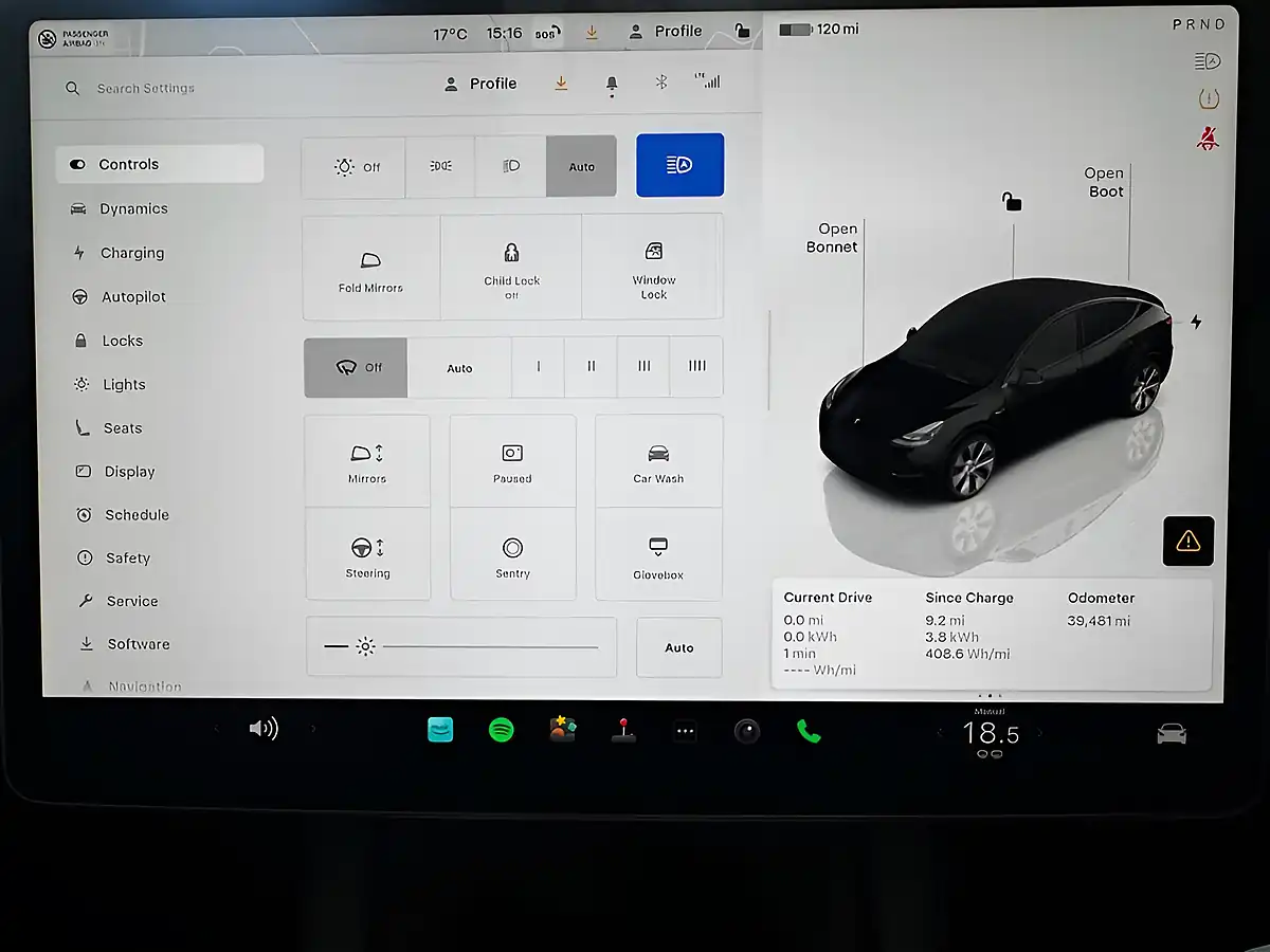 Used 2022 Tesla Model Y Long Range Black - Interior and Exterior details 4