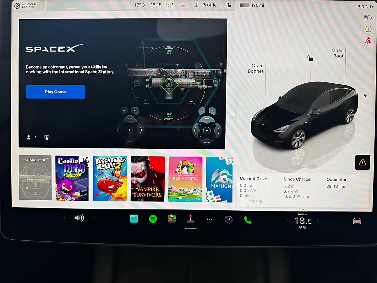 Used 2022 Tesla Model Y Long Range Black - Interior and Exterior details 7