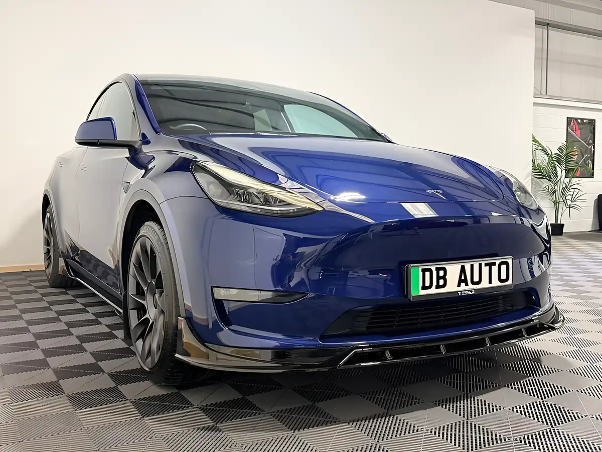 Used 2022 Tesla Model Y Long Range Blue - Interior and Exterior details 10