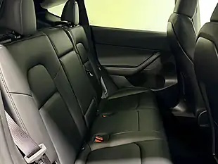Used 2022 Tesla Model Y Long Range Blue - Interior and Exterior details 15