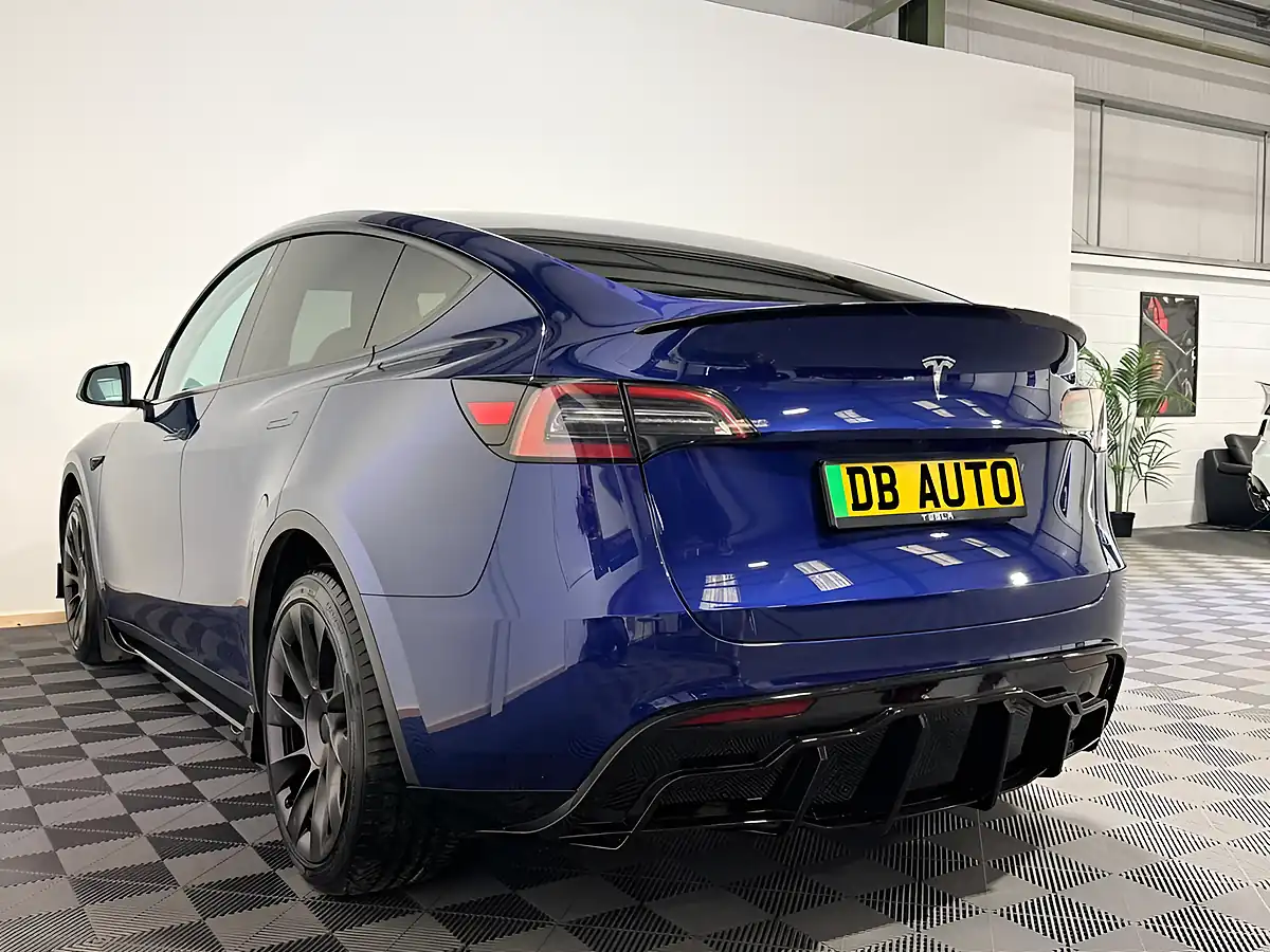 Used 2022 Tesla Model Y Long Range Blue - Interior and Exterior details 9