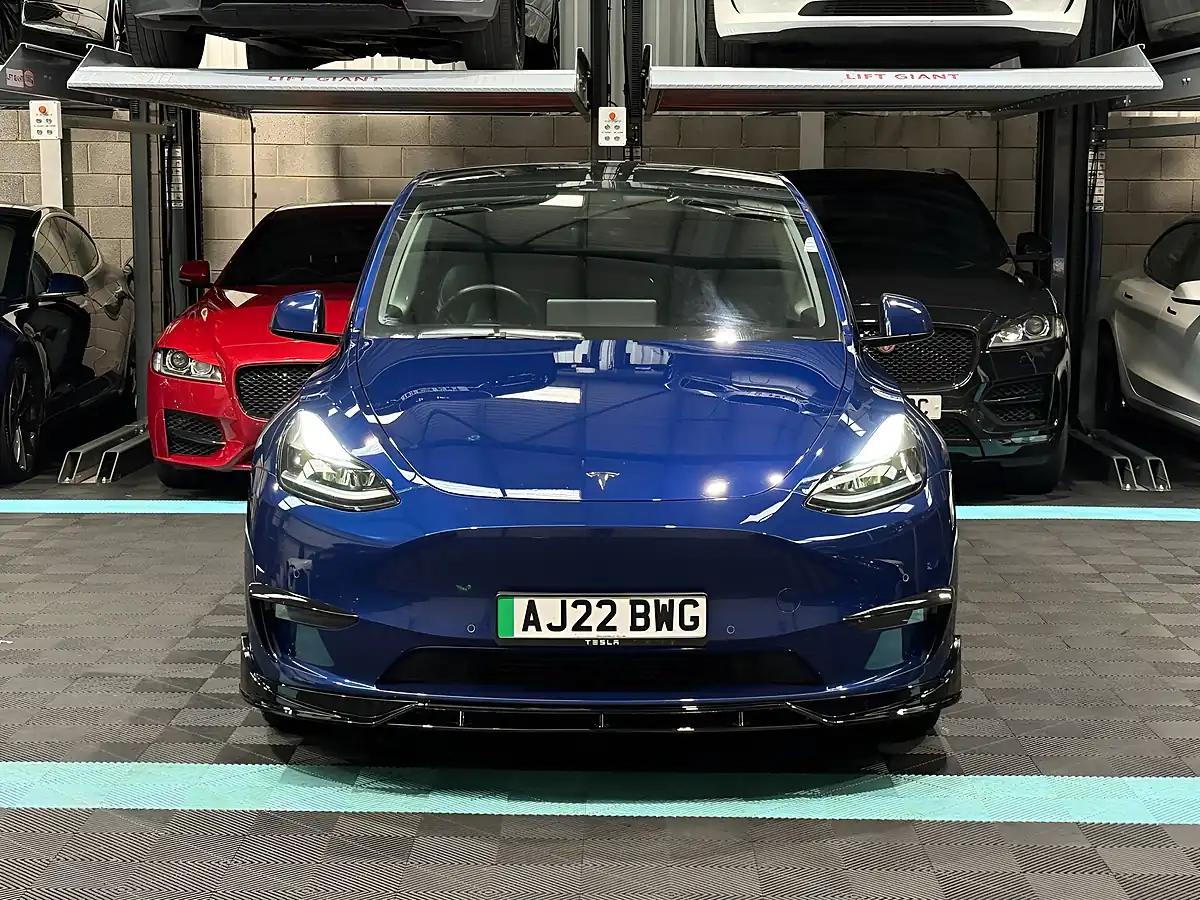 Used 2022 Tesla Model Y Long Range Blue - Interior and Exterior details 4
