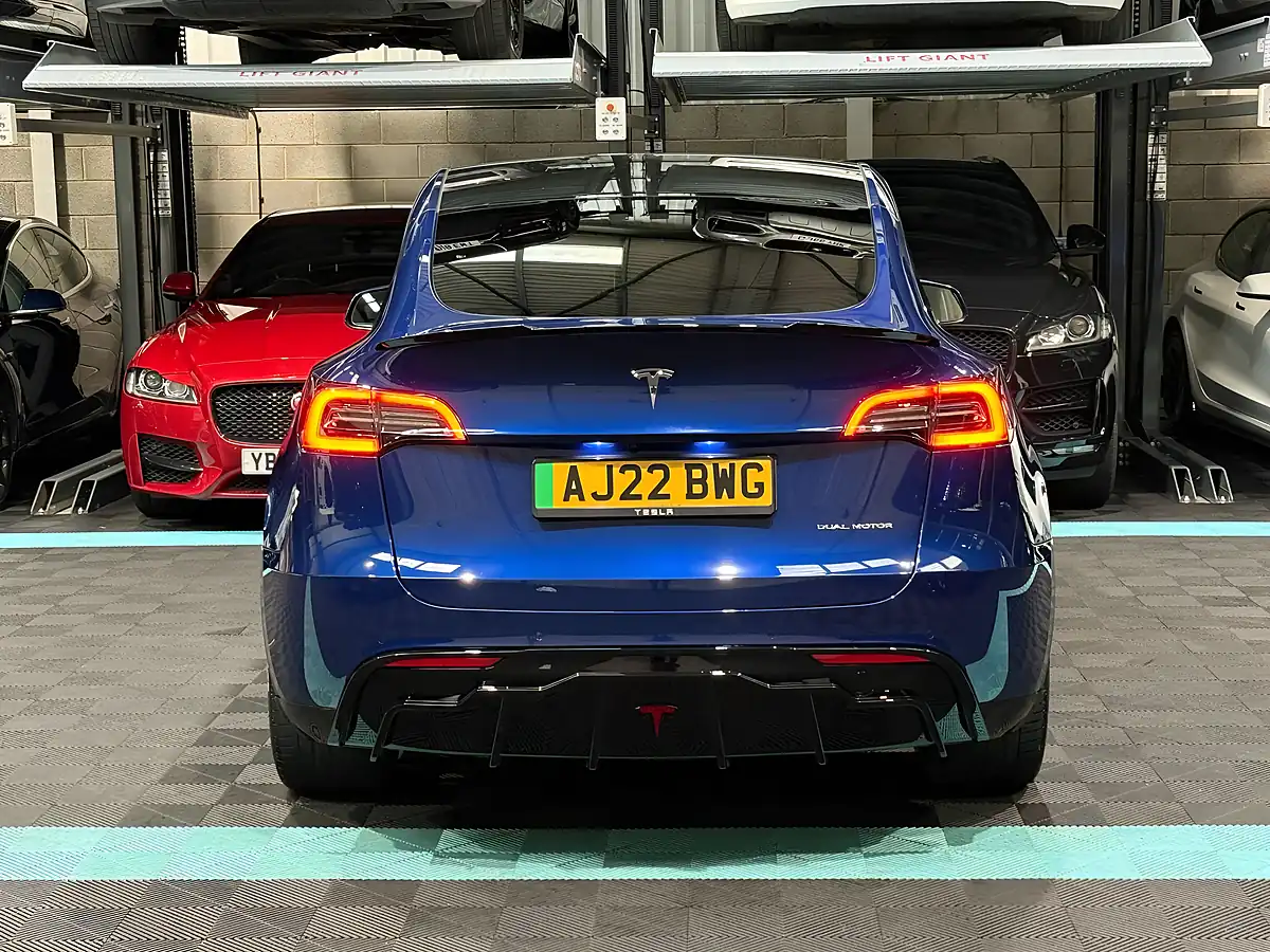 Used 2022 Tesla Model Y Long Range Blue - Interior and Exterior details 8