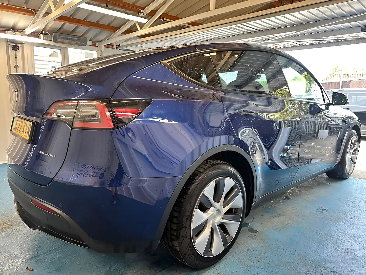 Used 2022 Tesla Model Y Long Range Blue - Interior and Exterior details 19