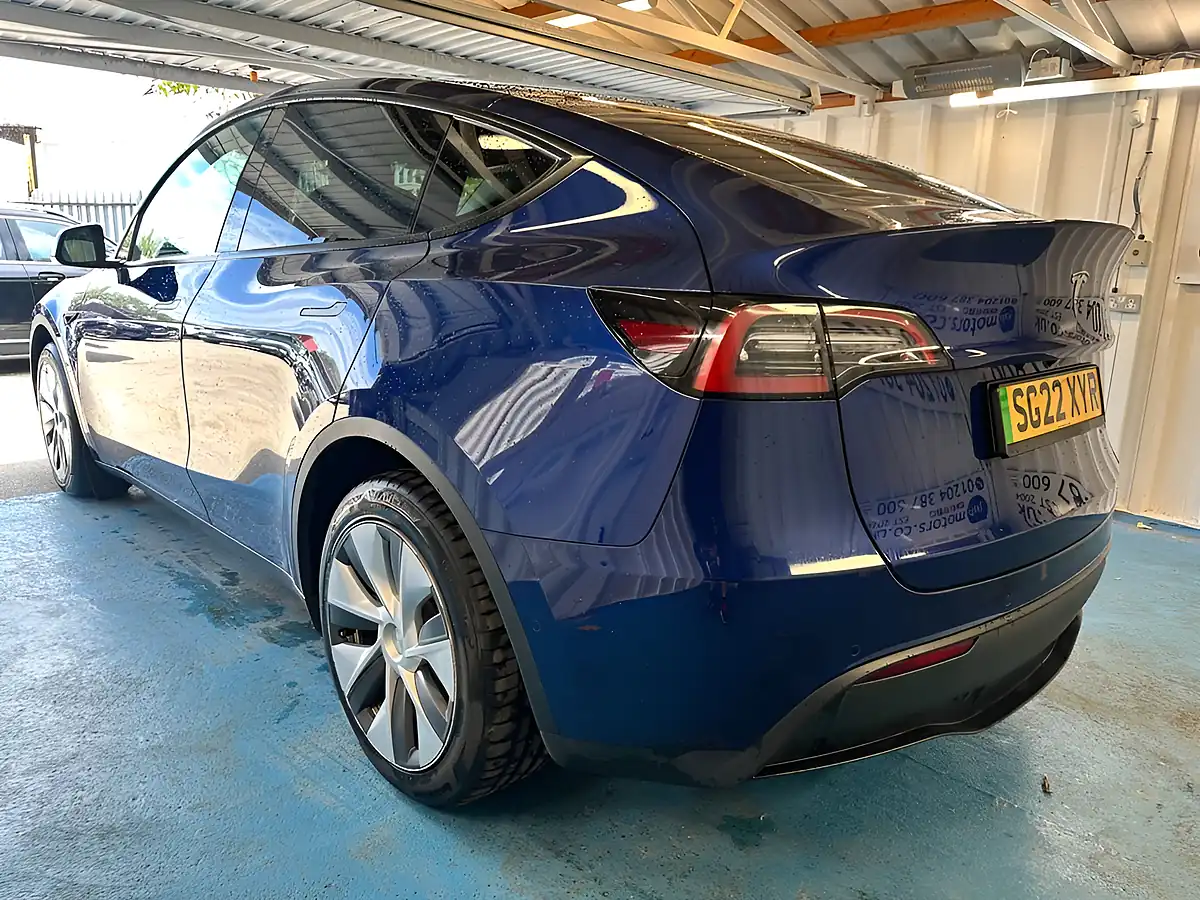 Used 2022 Tesla Model Y Long Range Blue - Interior and Exterior details 6